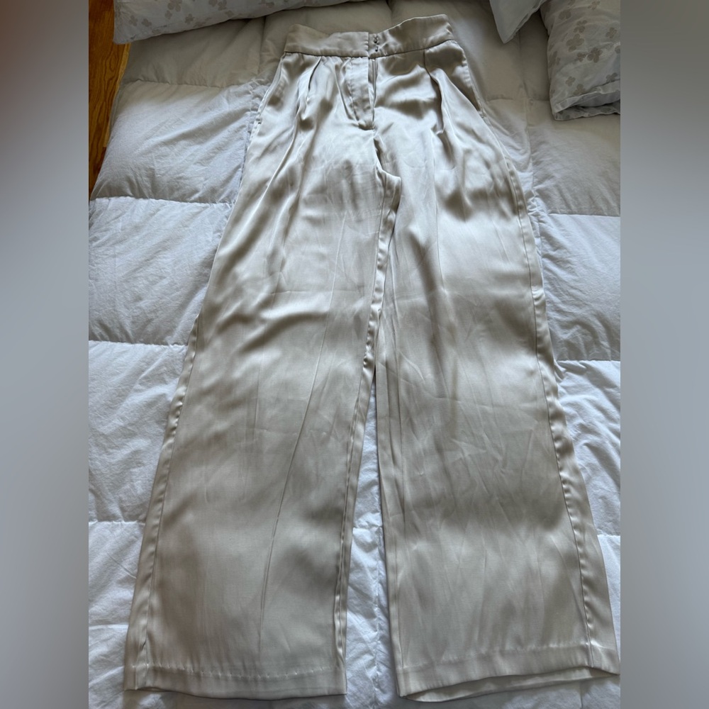 Abercrombie & Fitch Cream Trousers
